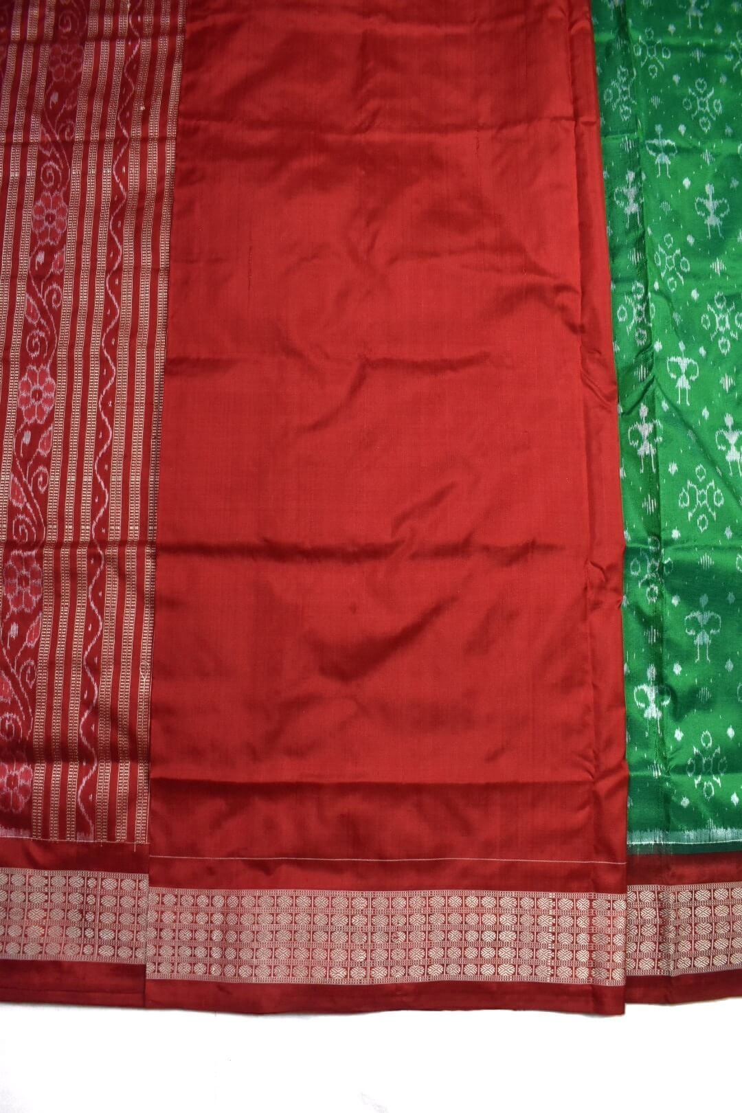 Green Colour Sambalpuri Handloom Bandha Silk Saree - Image 5