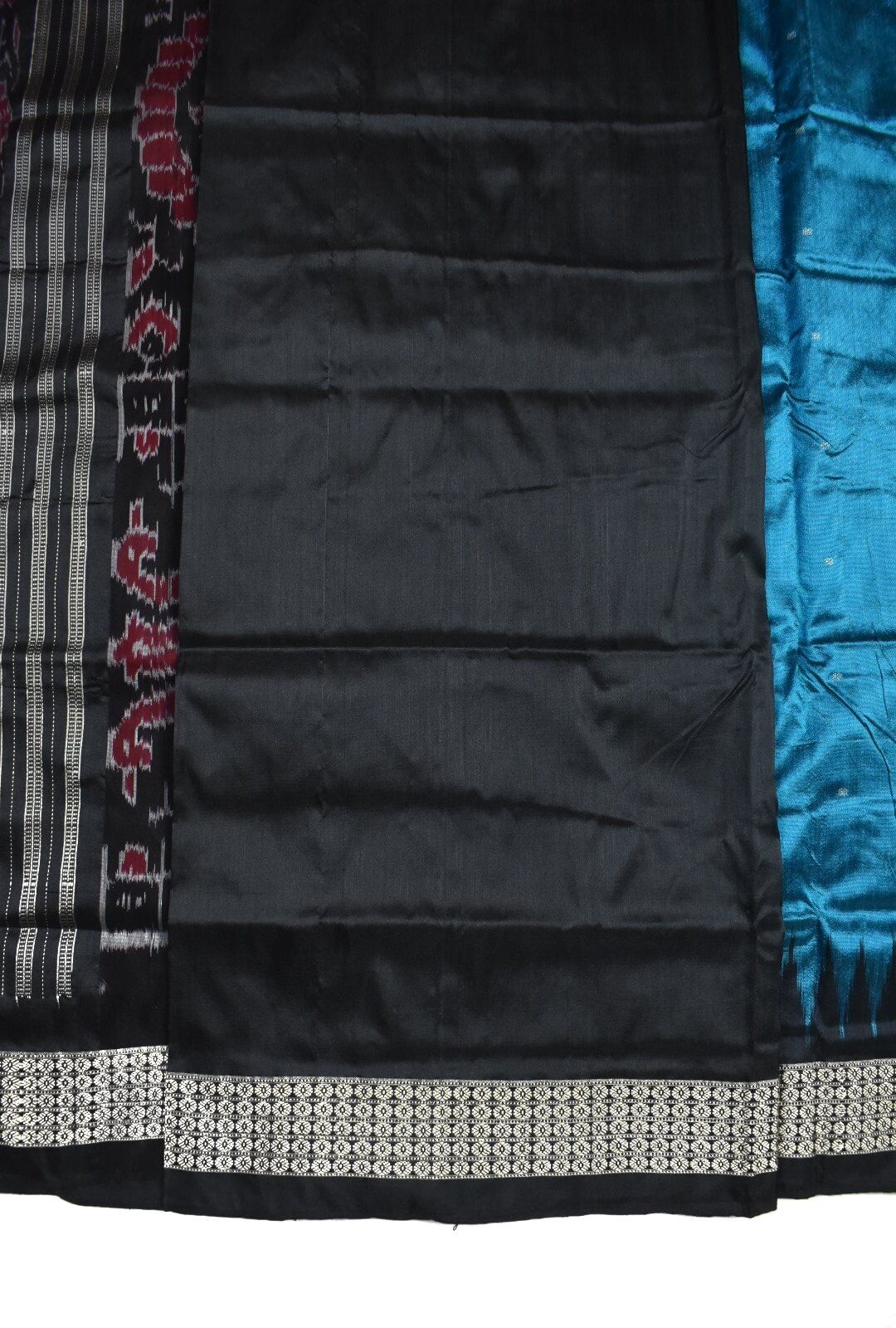 Blue Colour Sambalpuri Handloom Bandha Silk Saree - Image 5