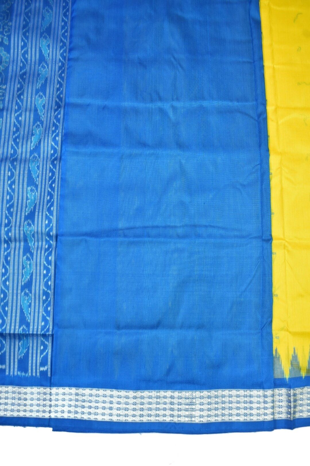 Lite Yellow Colour Sambalpuri Handloom Bandha Silk Saree - Image 5