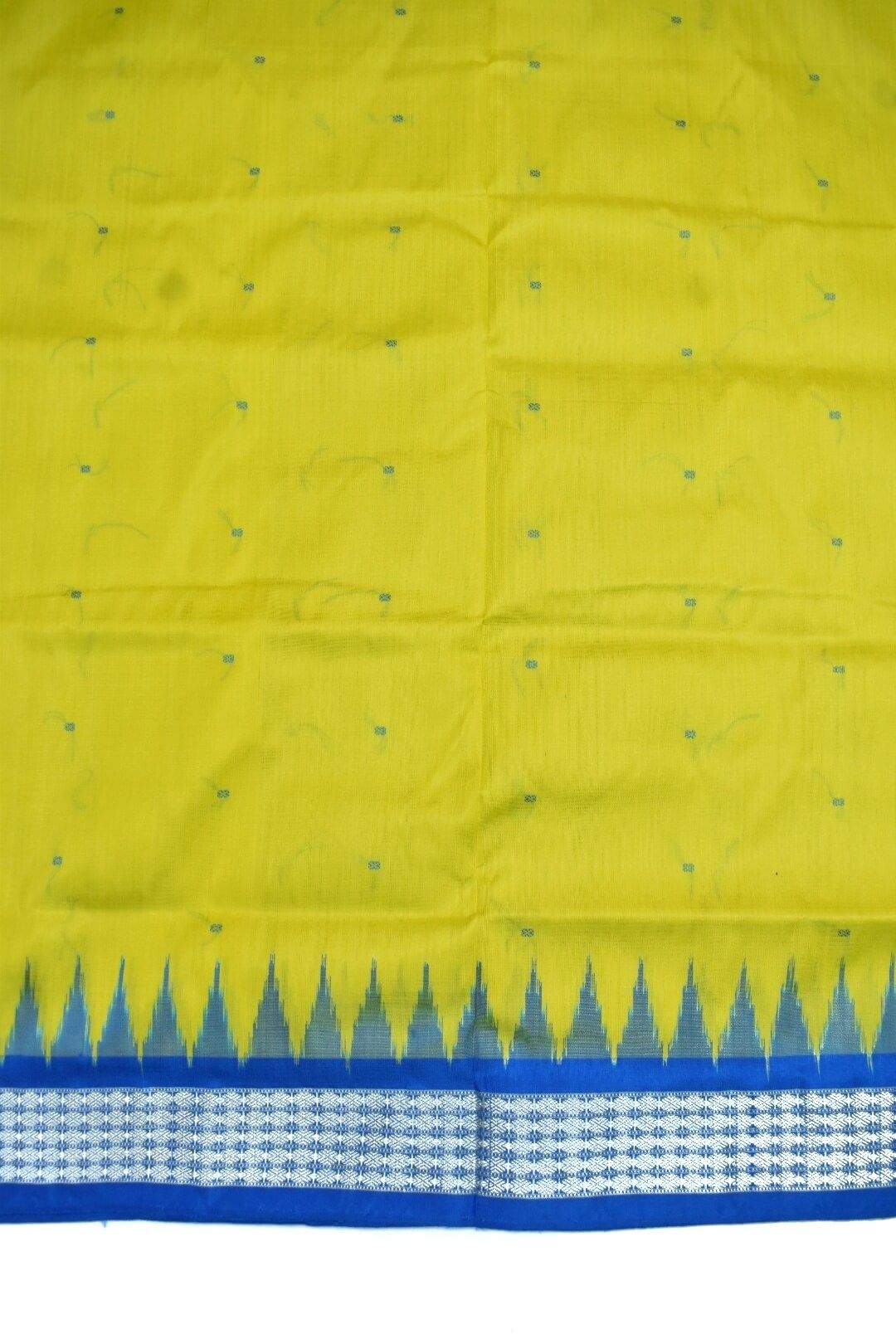 Lite Yellow Colour Sambalpuri Handloom Bandha Silk Saree - Image 4