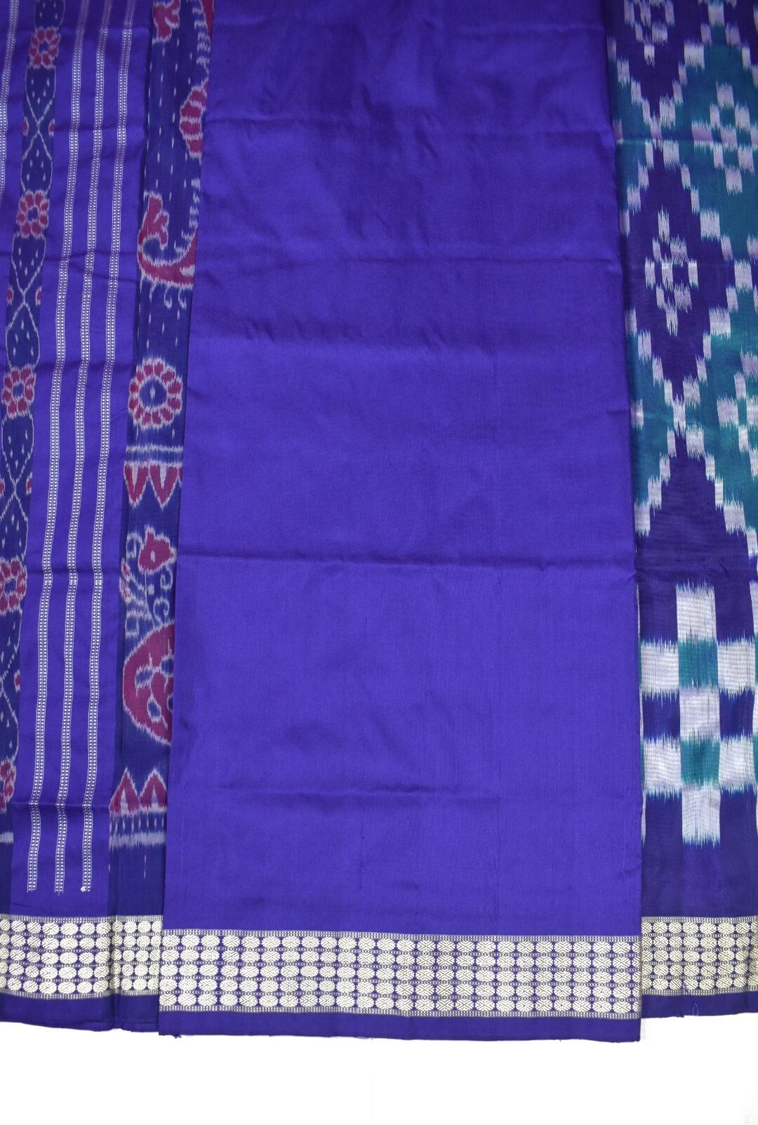 Blue Colour Sambalpuri Handloom Bandha Silk Saree - Image 5