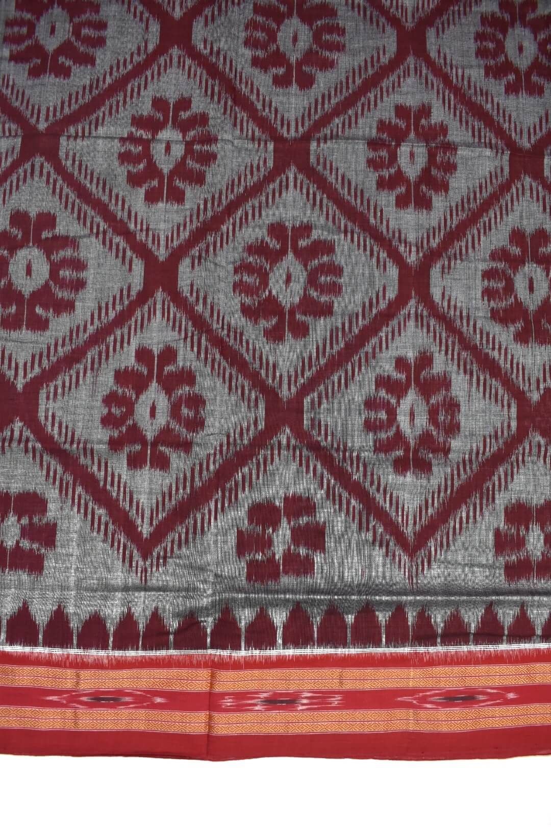 Gray-Red Colour Sambalpuri Handloom Mania Bandha Cotton Saree - Image 4