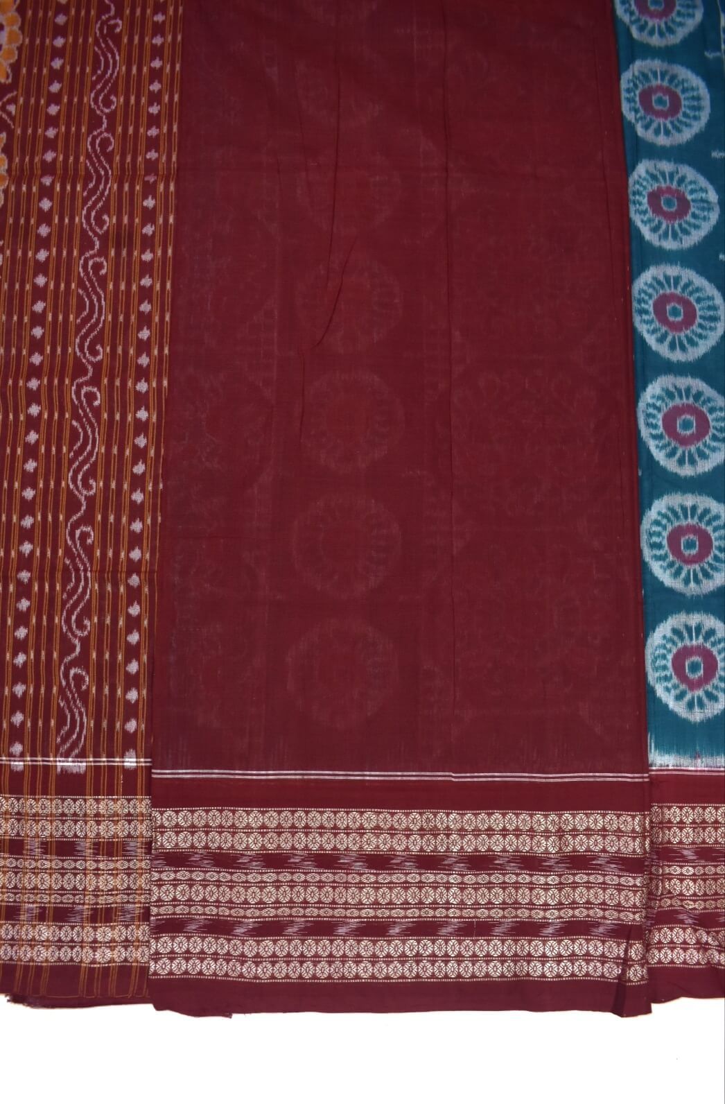 Green-Red Colour Sambalpuri Handloom Cotton Saree - Image 5