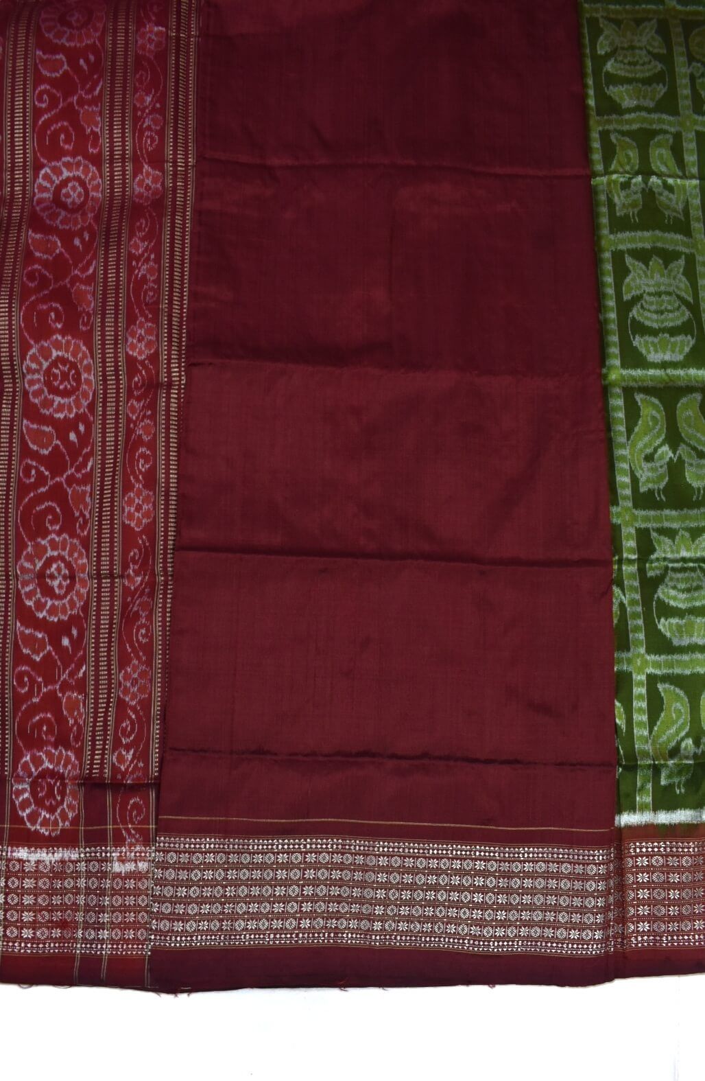 Green Colour Sambalpuri Handloom Bandha Silk Saree - Image 5