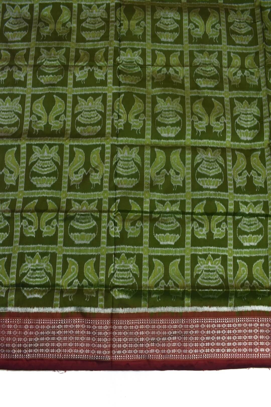 Green Colour Sambalpuri Handloom Bandha Silk Saree - Image 4