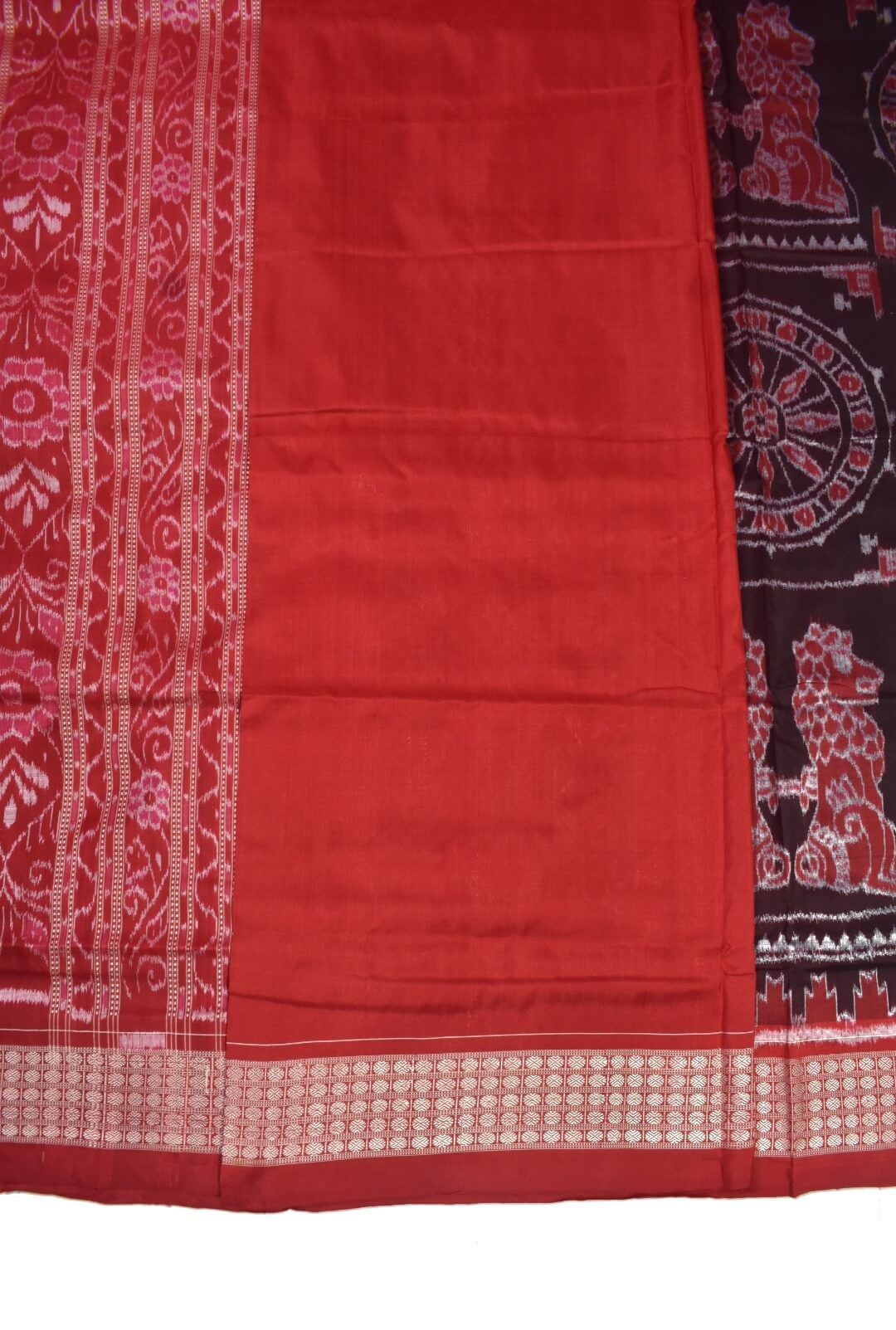 Black Colour Sambalpuri Handloom Bandha Silk Saree - Image 5
