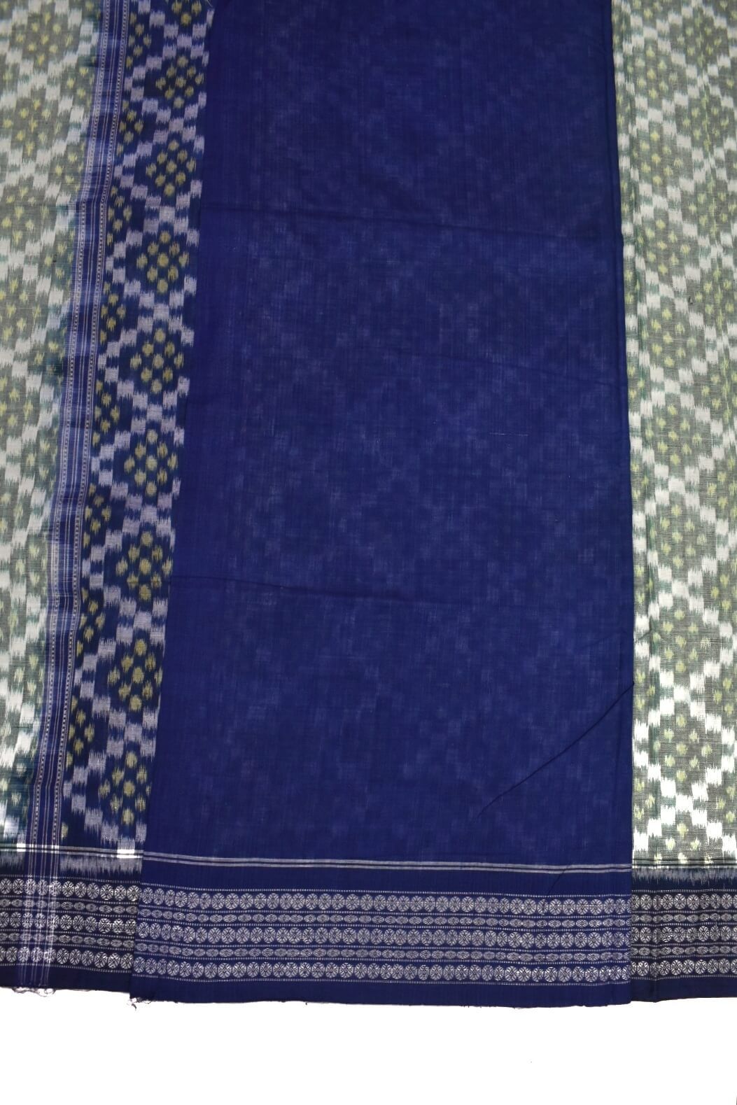 White Colour Sambalpuri Handloom Cotton Bandha Saree - Image 5