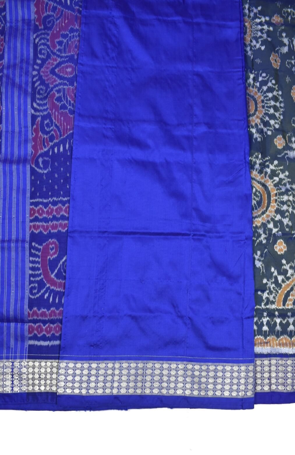 Gray Colour Sambalpuri Handloom Bandha Silk Saree - Image 5