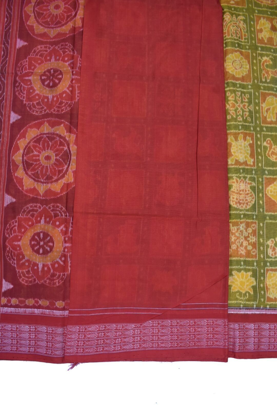 Lite Yellow Colour Sambalpuri Handloom Cotton Bandha Saree - Image 5