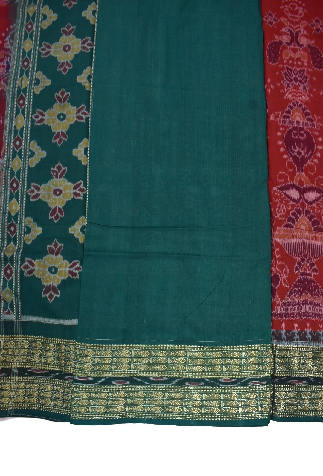 Red Colour Sambalpuri Handloom Cotton Bandha Saree - Image 5