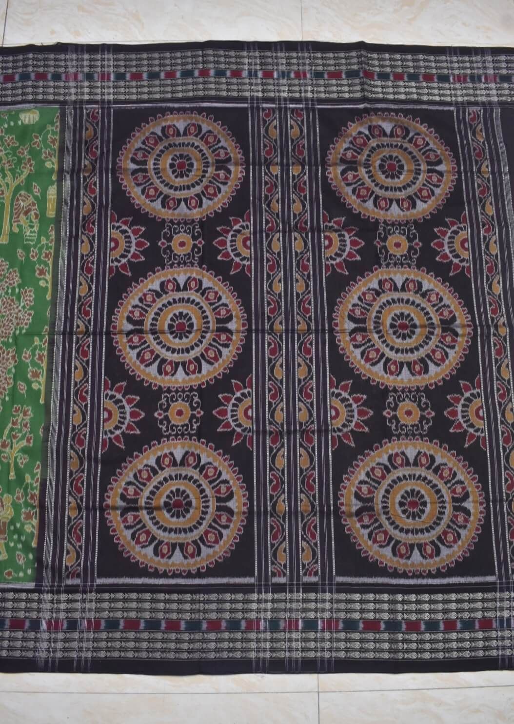 Green Colour Sambalpuri Handloom Cotton Saree - Image 2