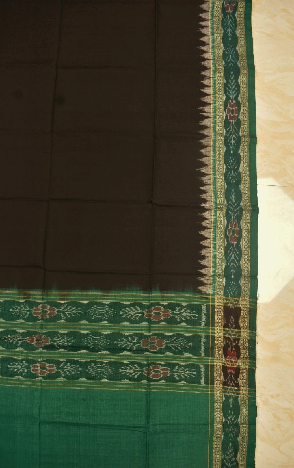 Black-Green Combination Sambalpuri Handloom Cotton Dupatta - Image 3