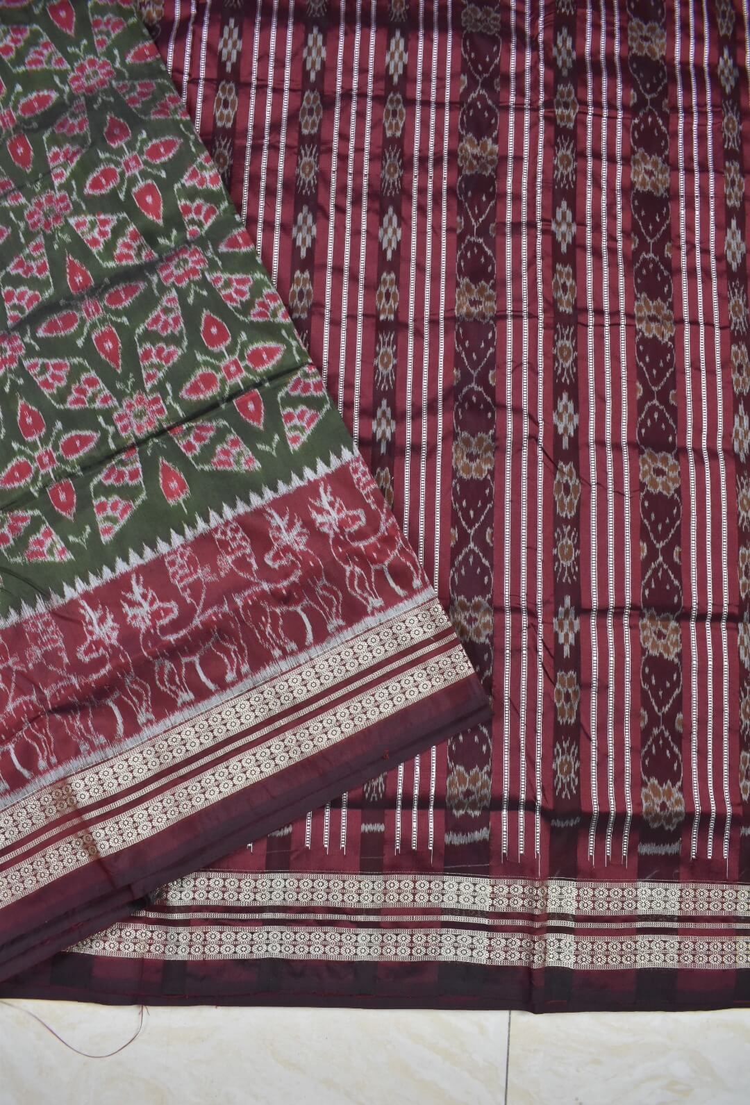 Red-Green Colour Patli Design Sambalpuri Handloom Silk Saree - Image 4
