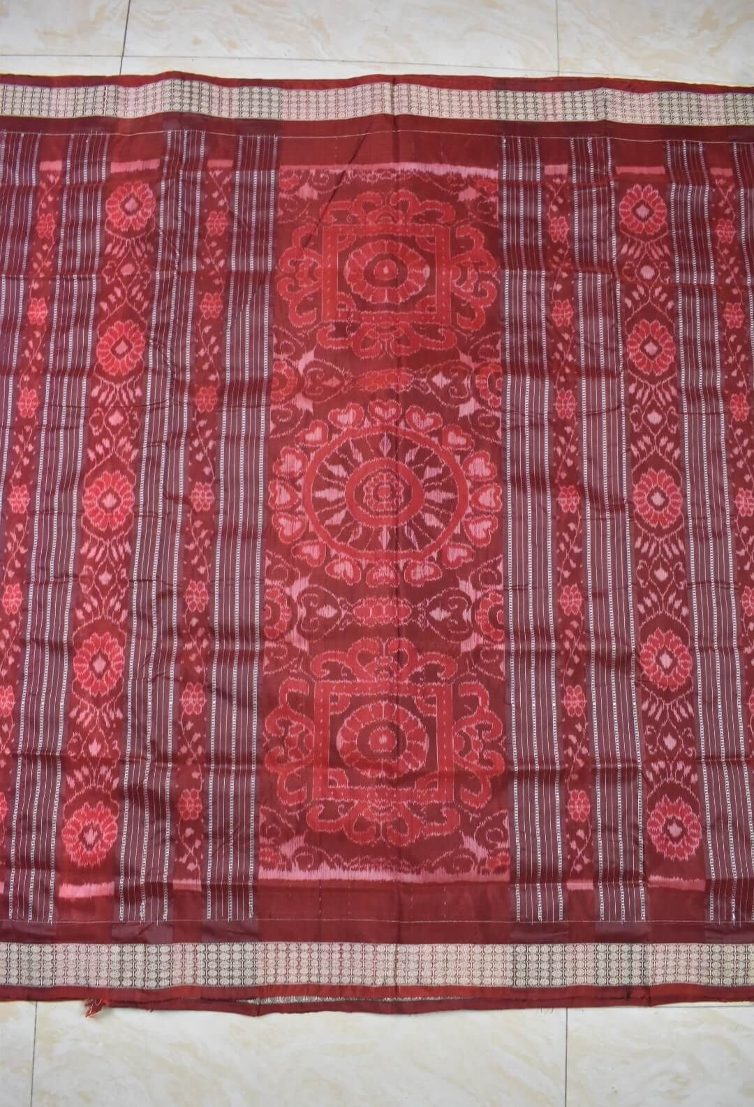 Red Colour Tribal Design Sambalpuri Handloom Bandha Silk Saree - Image 2