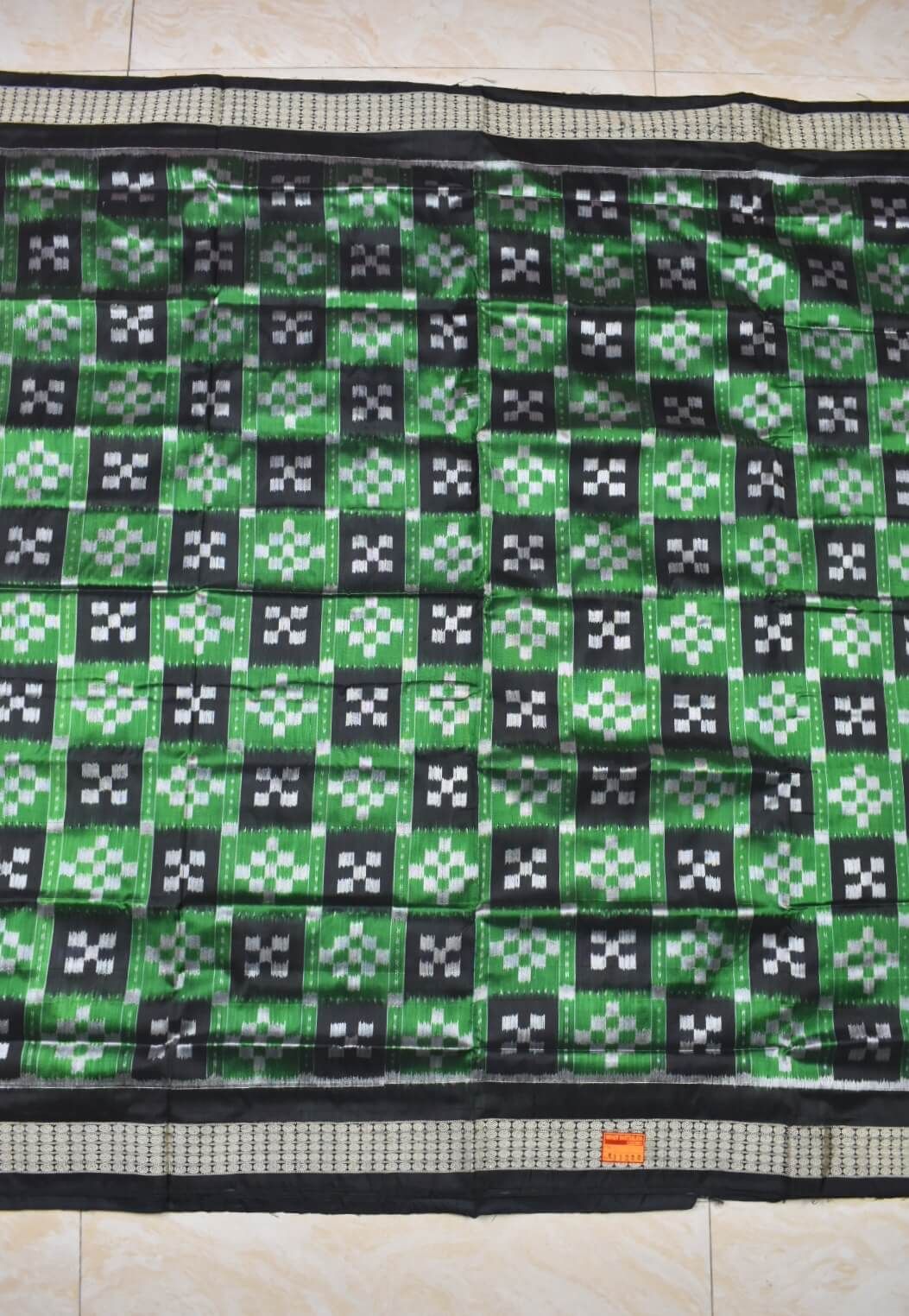 Green-Black Colour Pasapali Design Sambalpuri Handloom Bandha Silk Saree